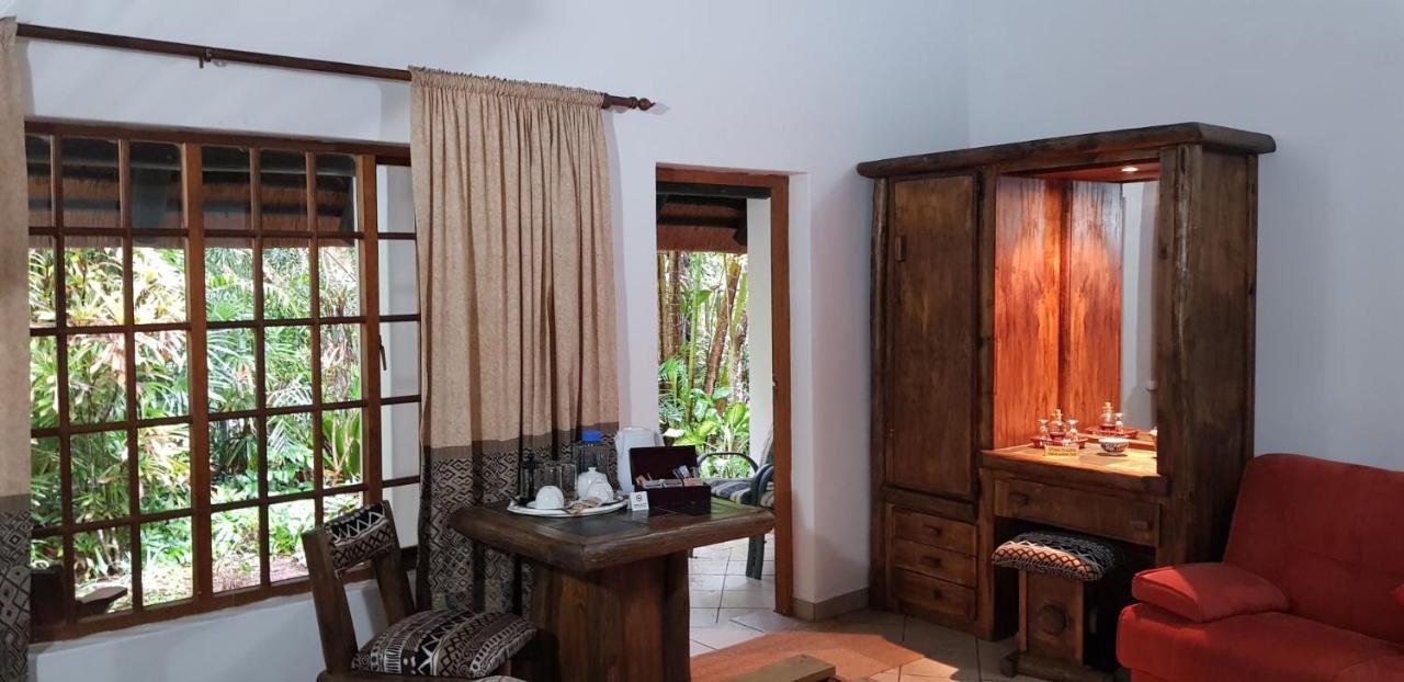 African Ambience Guest House Saint Lucia Estuary Kültér fotó